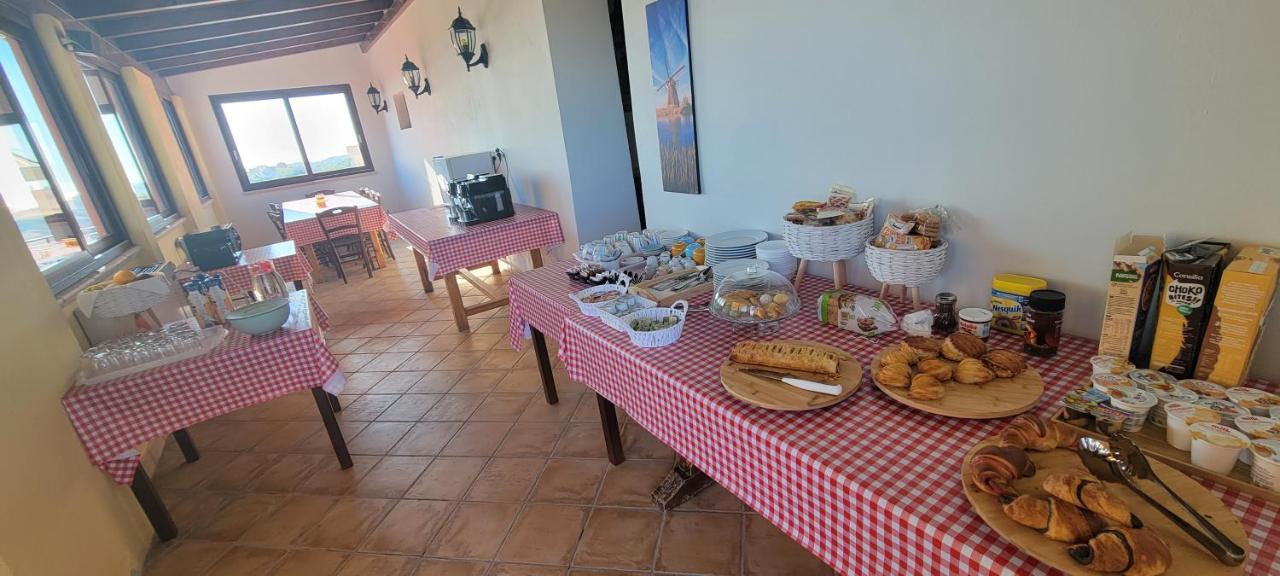 La Terrazza Motta Bed and Breakfast Atri Exteriör bild