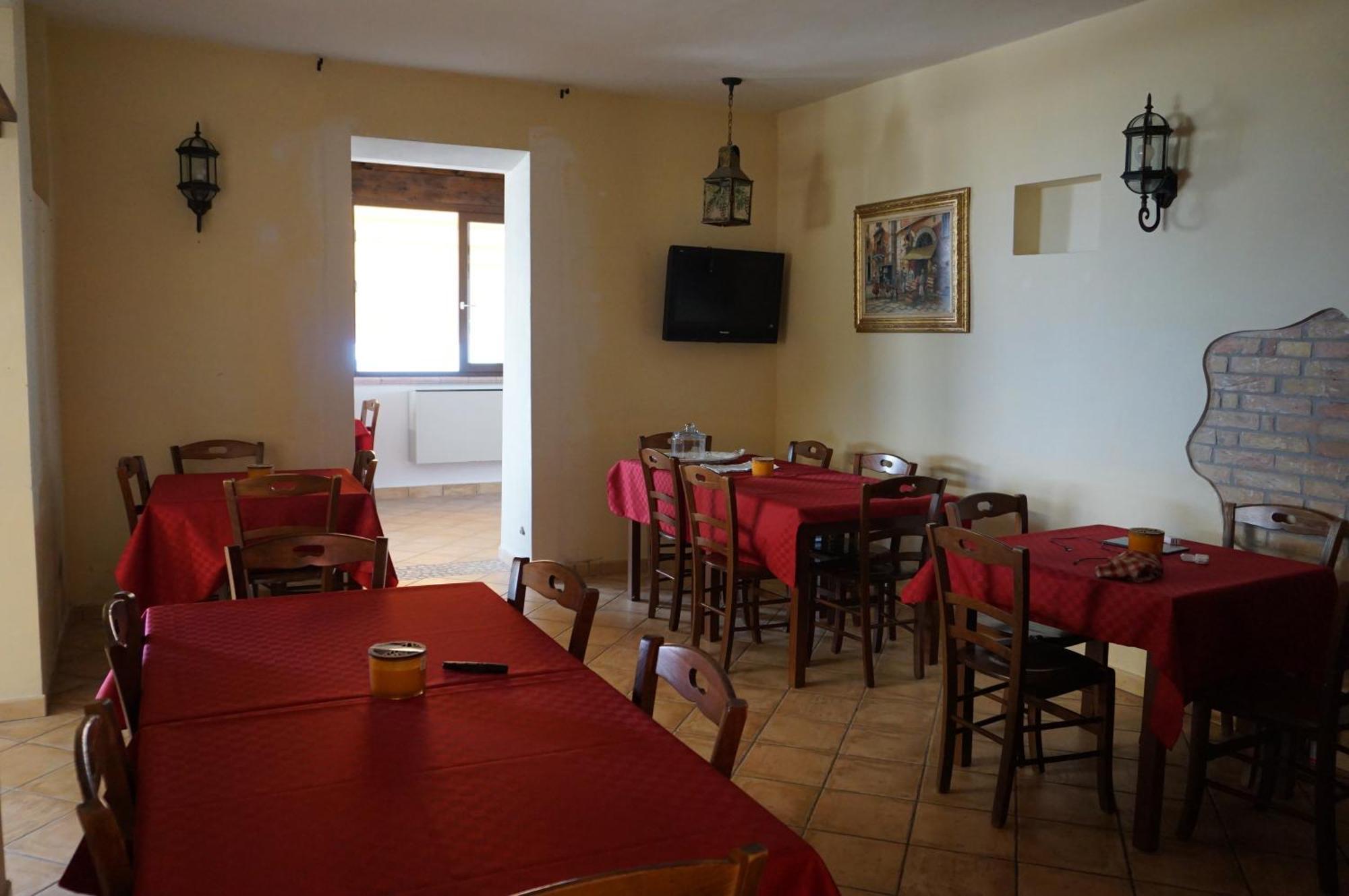 La Terrazza Motta Bed and Breakfast Atri Exteriör bild