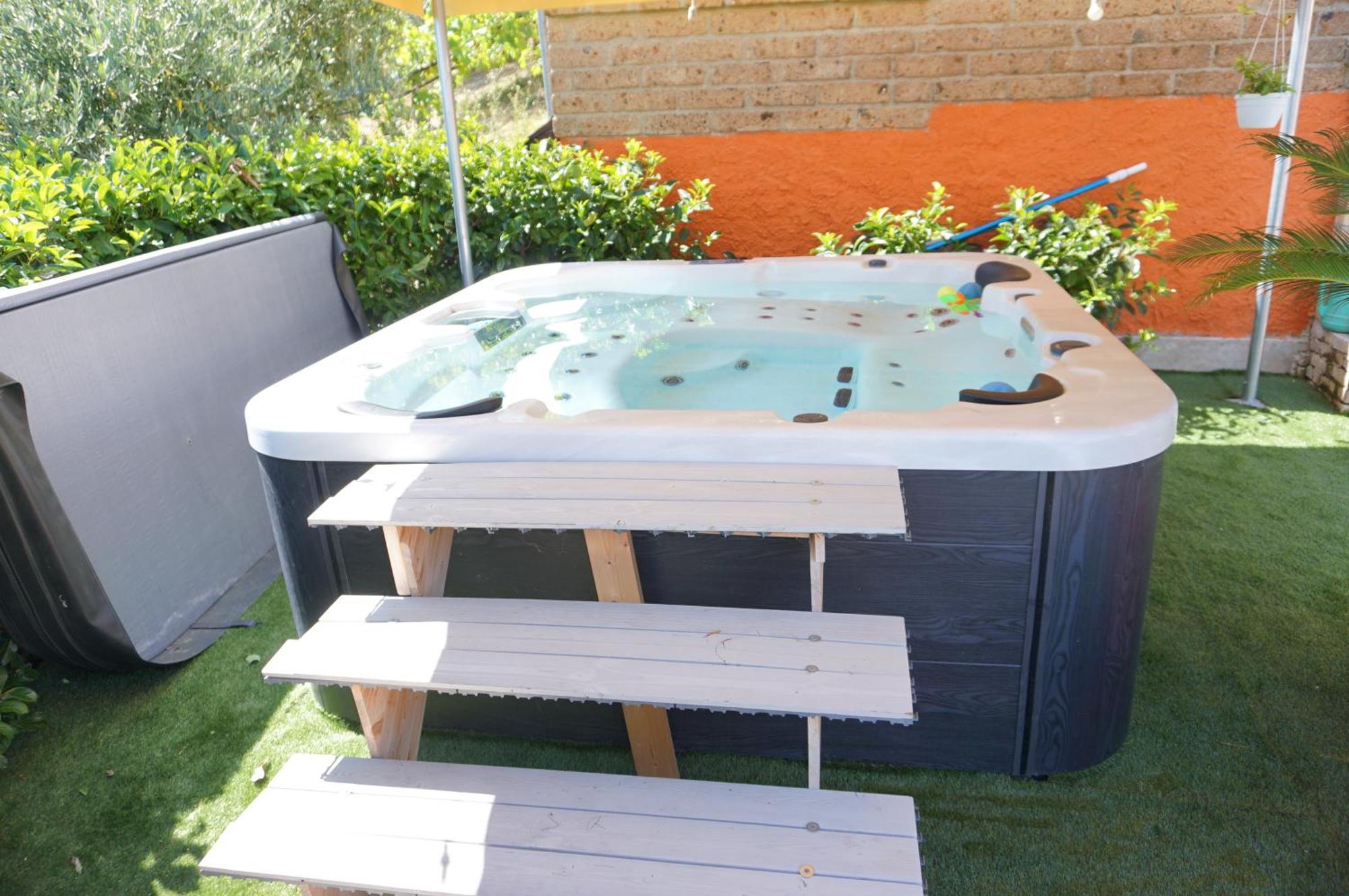 La Terrazza Motta Bed and Breakfast Atri Exteriör bild